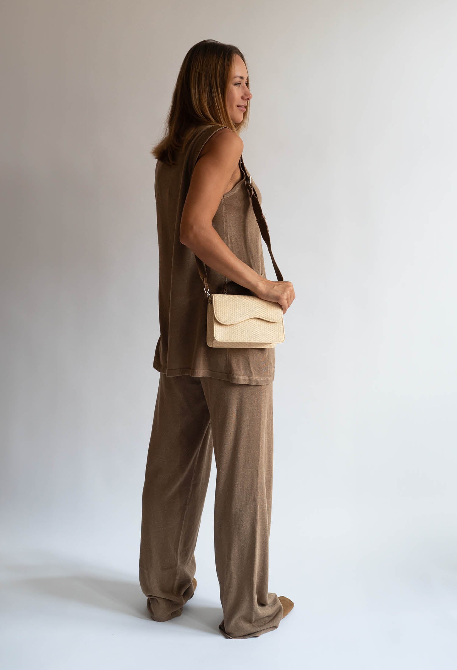 HVISK CRANE RAFFIA STRUCTURE Crossbody 471 Raffia Sand