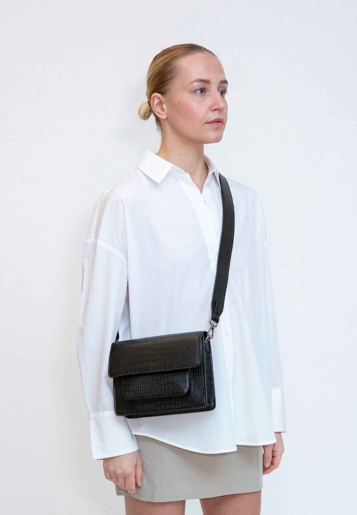 HVISK CAYMAN POCKET TRACE Crossbody 009 Black