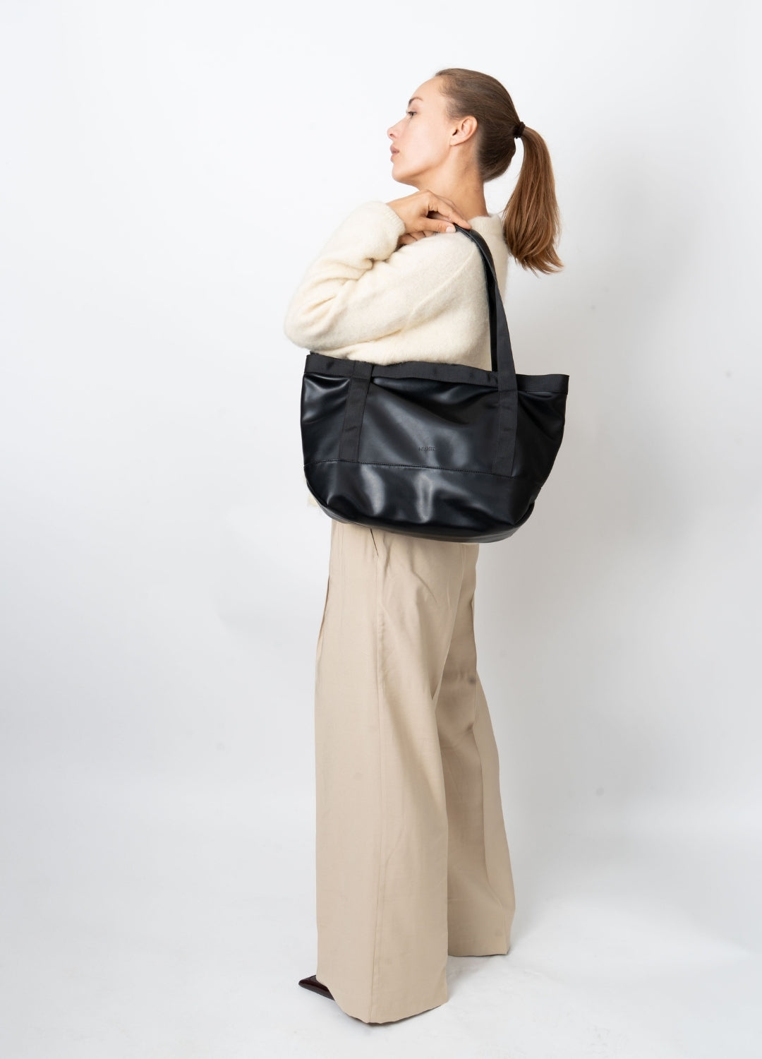 HVISK FETCH SOFT STRUCTURE Tote Bag 009 Black