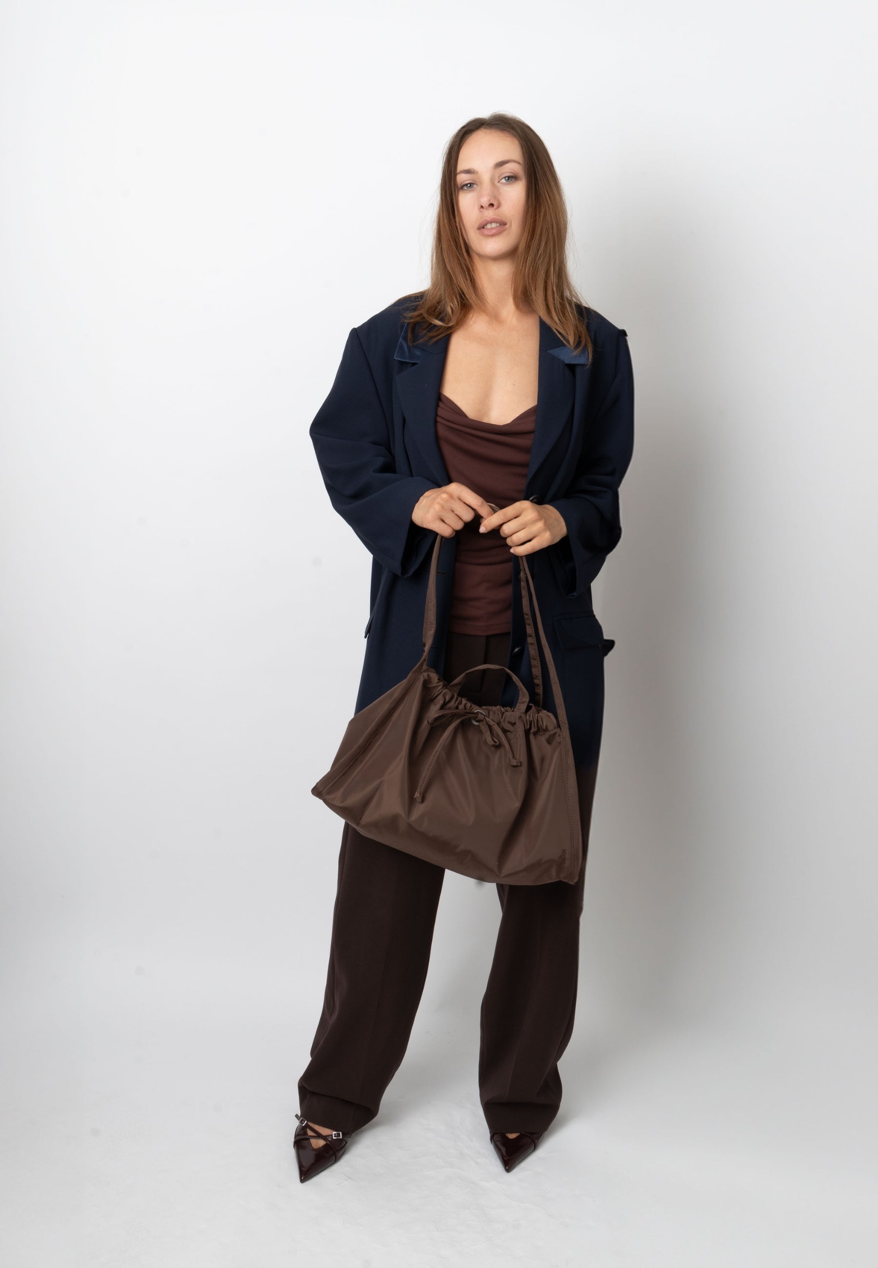 HVISK SAGE MEDIUM MATTE TWILL Handle Bag 485 Espresso