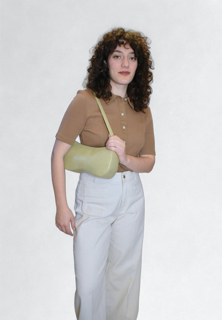 HVISK BASAL GLOSSY STRUCTURE Shoulder Bag 492 Matcha Green