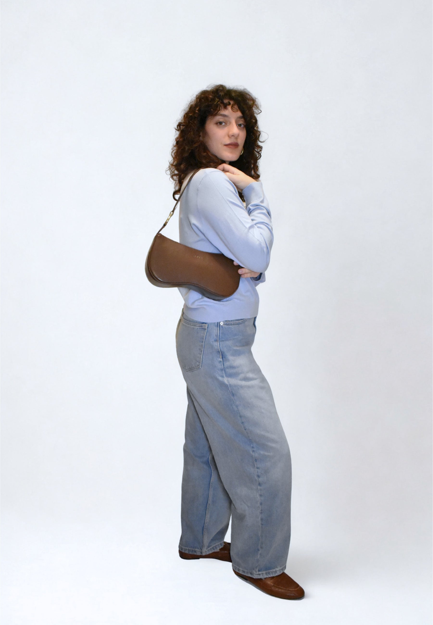 HVISK BASAL GLOSSY STRUCTURE HARDWARE Shoulder Bag 496 Cocoa