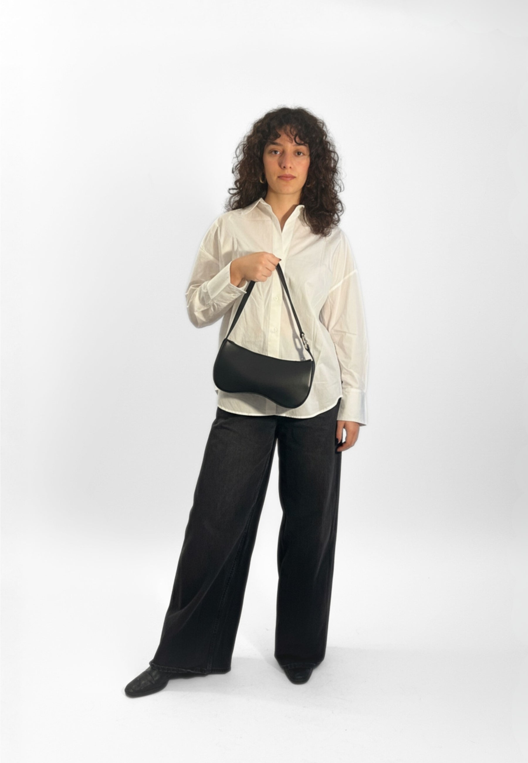 HVISK BASAL SOFT STRUCTURE HARDWARE Shoulder Bag 009 Black