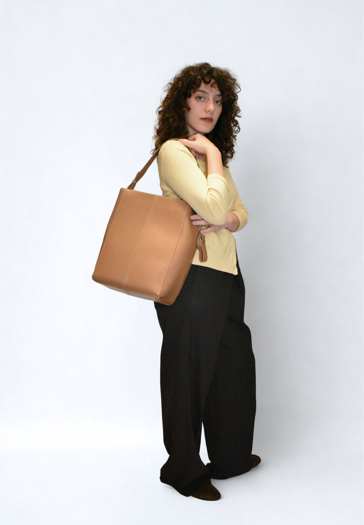 HVISK CASSET GLOSSY STRUCTURE Tote Bag 495 Mocha