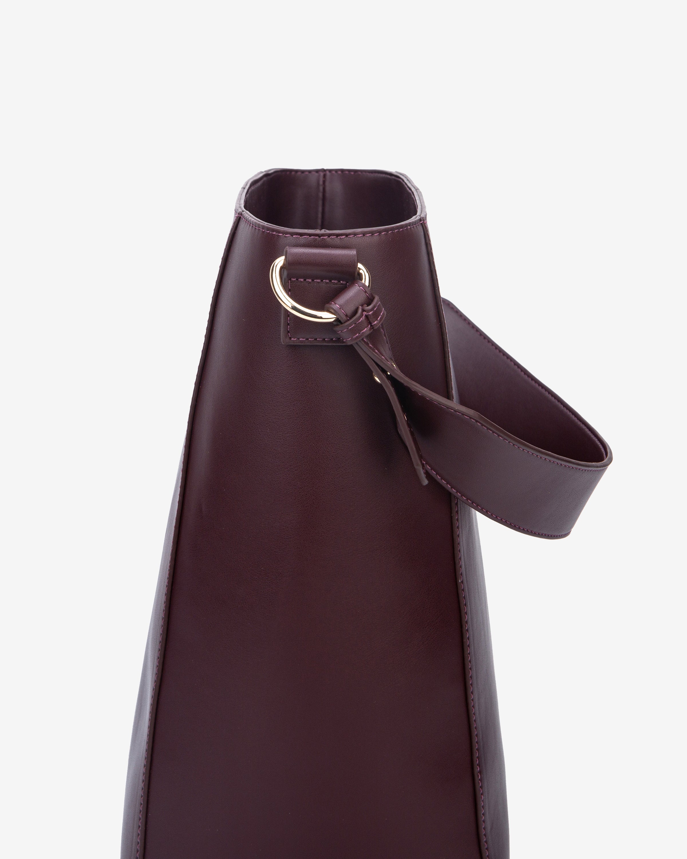 HVISK CASSET SOFT STRUCTURE Bucket Bag 444 Deep Purple