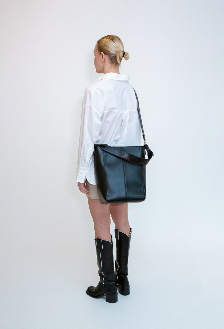 HVISK CASSET SOFT STRUCTURE Tote Bag 009 Black