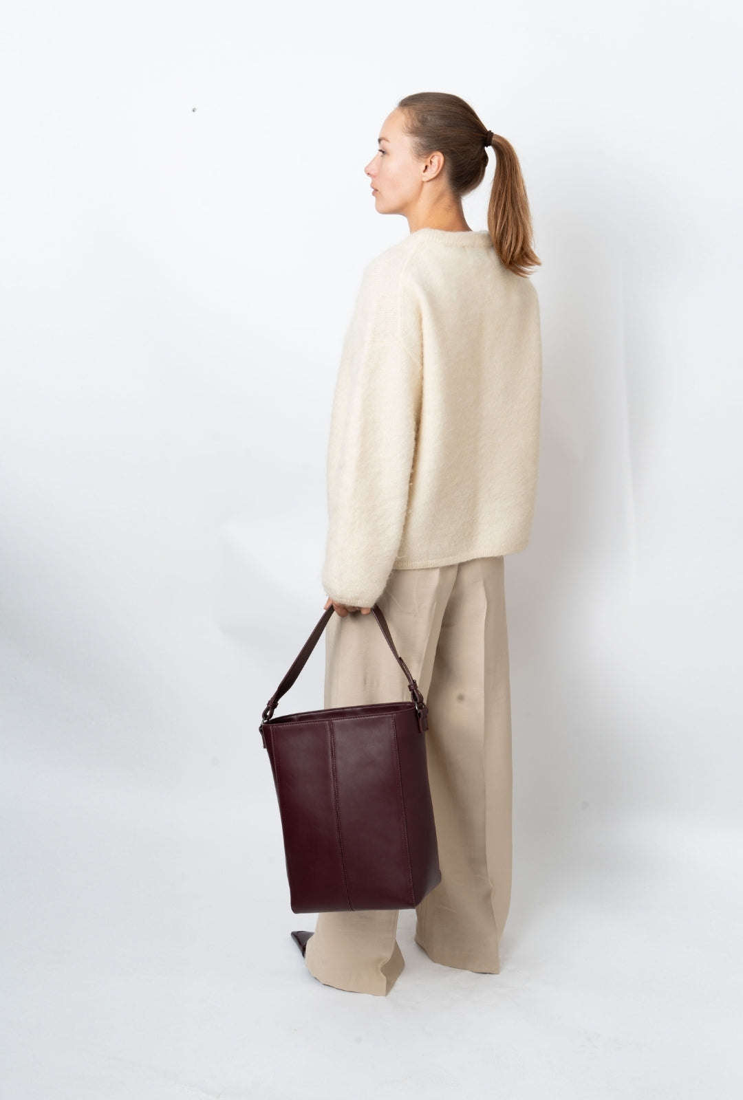 HVISK CASSET SOFT STRUCTURE Tote Bag 475 Midnight Plum