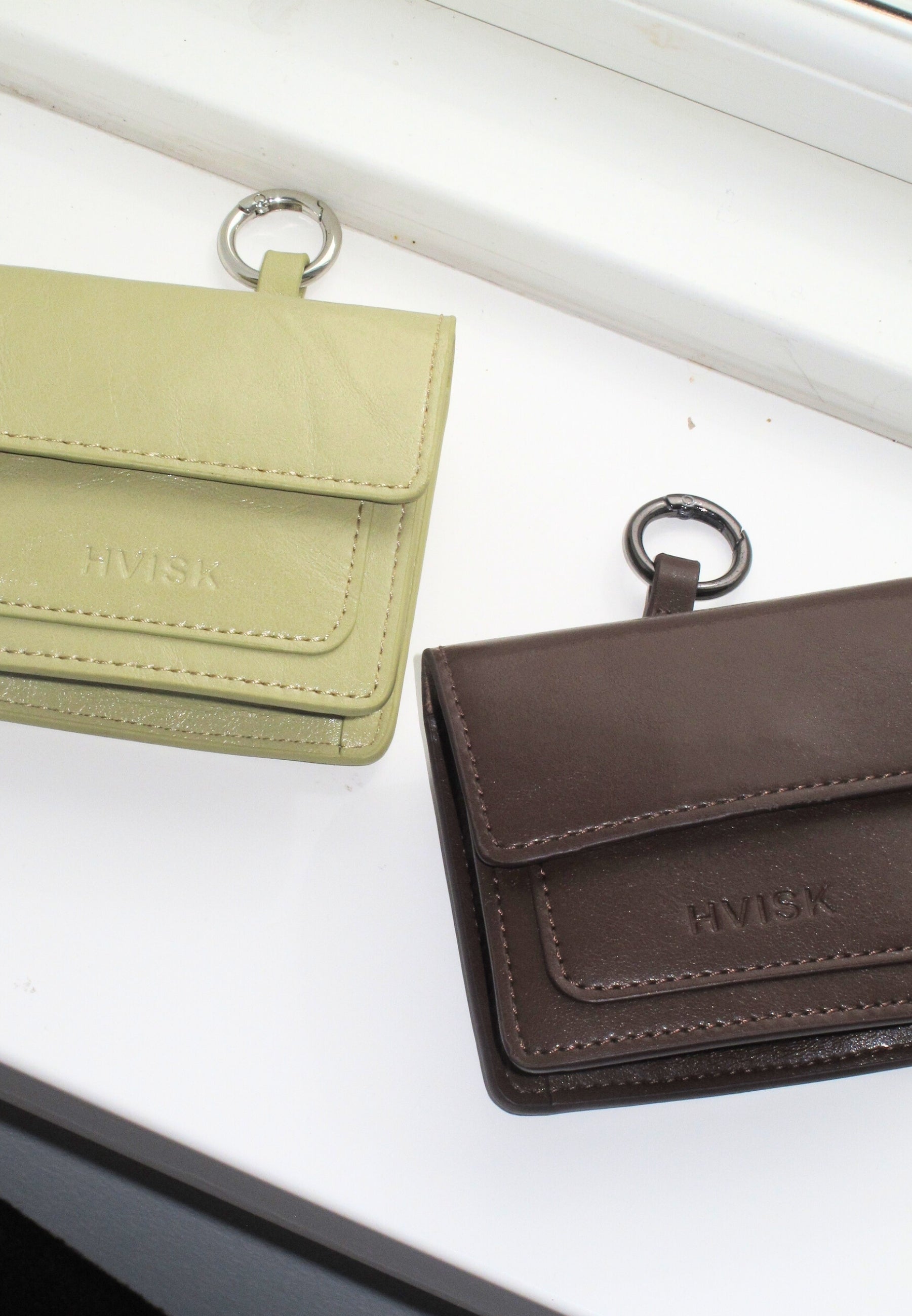 HVISK CAYMAN CHARM Wallet 492 Matcha Green
