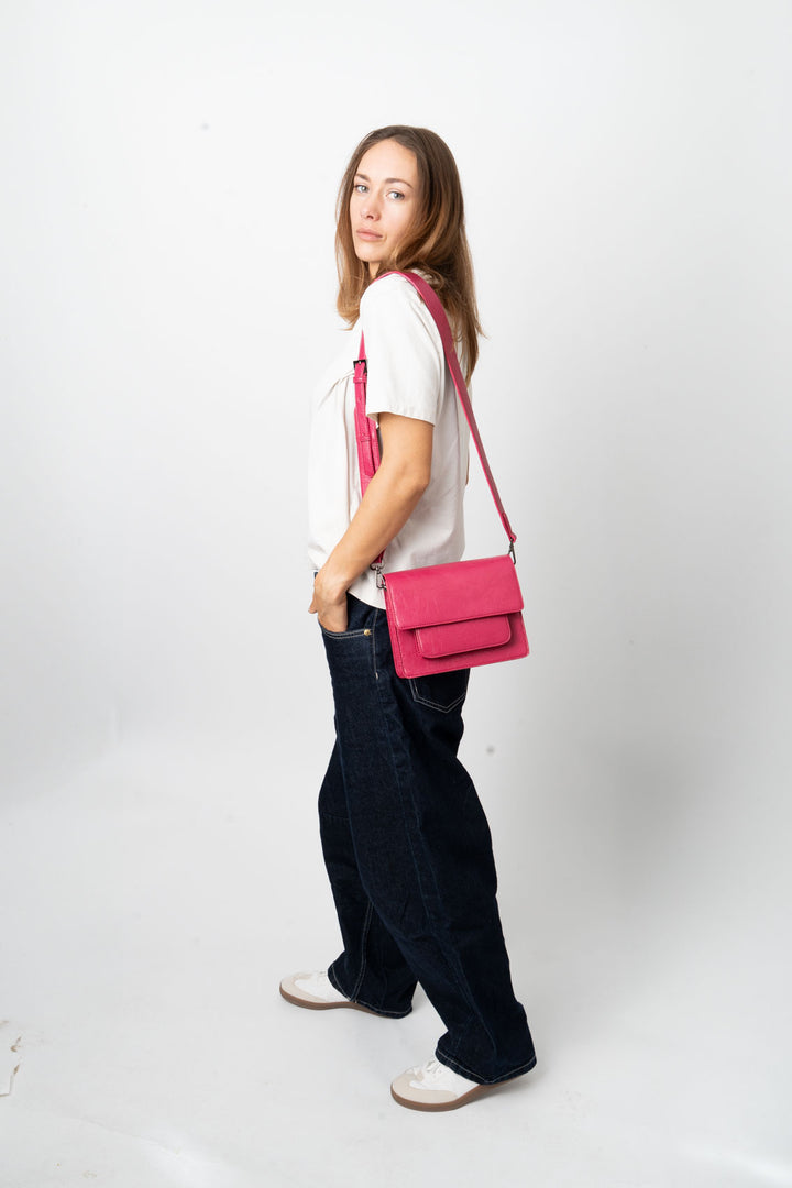 HVISK CAYMAN POCKET RAW STRUCTURE Crossbody 479 Fuchsia Pink