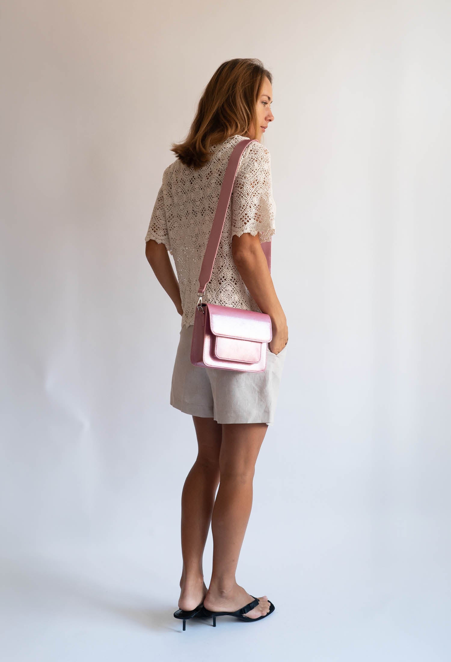HVISK CAYMAN POCKET SHINY STRUCTURE Crossbody 469 Rouge Pink