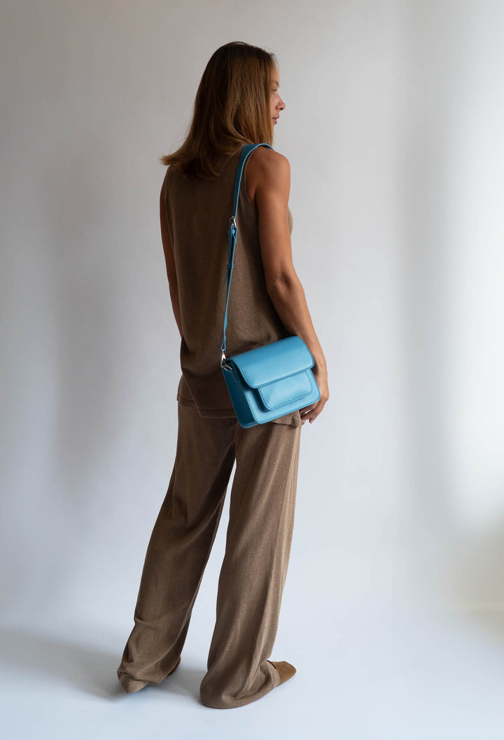 HVISK CAYMAN POCKET SOFT STRUCTURE Crossbody 466 Bondi Blue