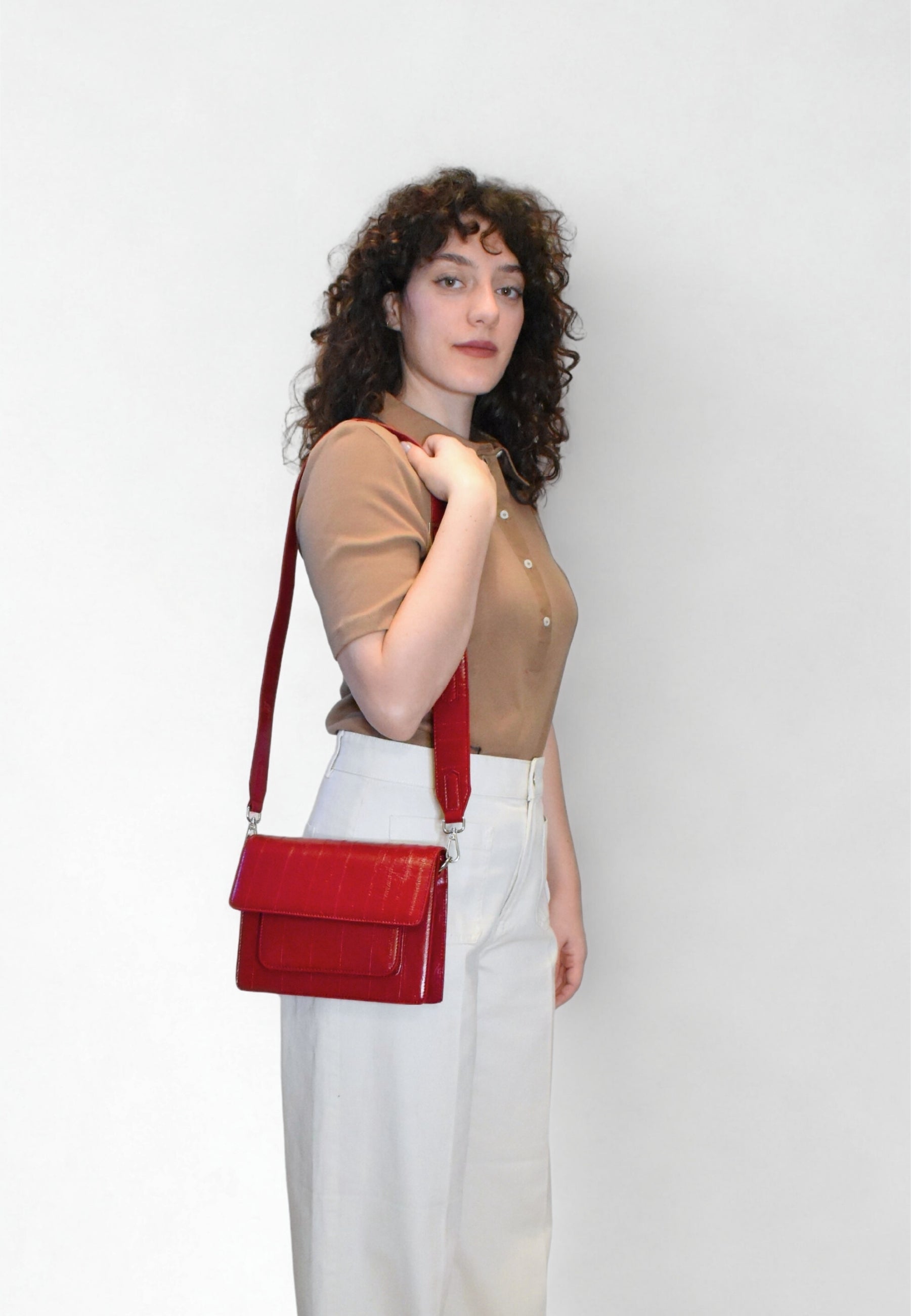 HVISK CAYMAN POCKET STROKE STRUCTURE Crossbody 494 Scarlet Red