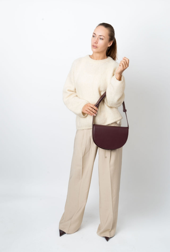 HVISK CLIFF SOFT STRUCTURE Crossbody 475 Midnight Plum
