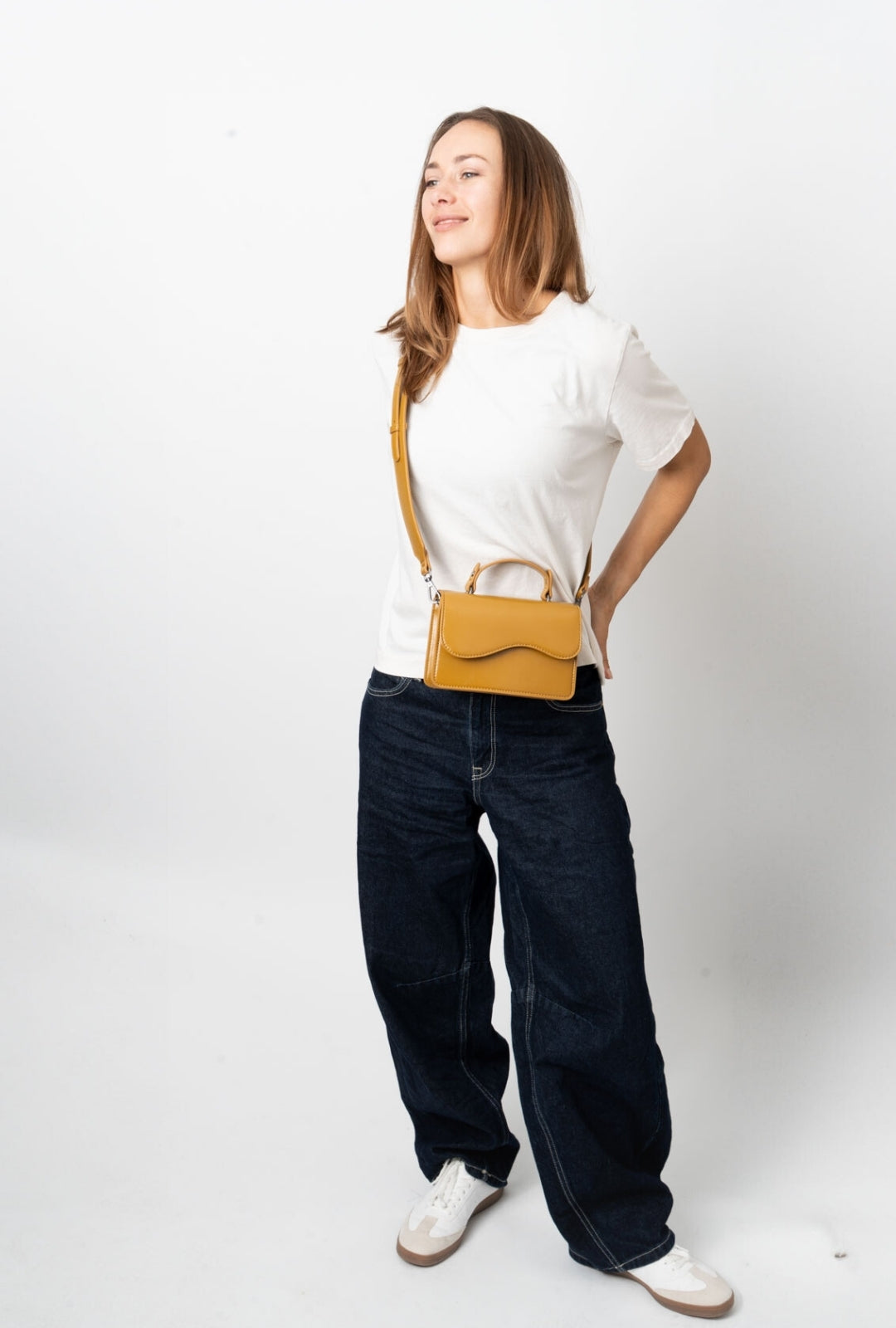 HVISK CRANE GLOSSY STRUCTURE Crossbody 478 Amber Haze