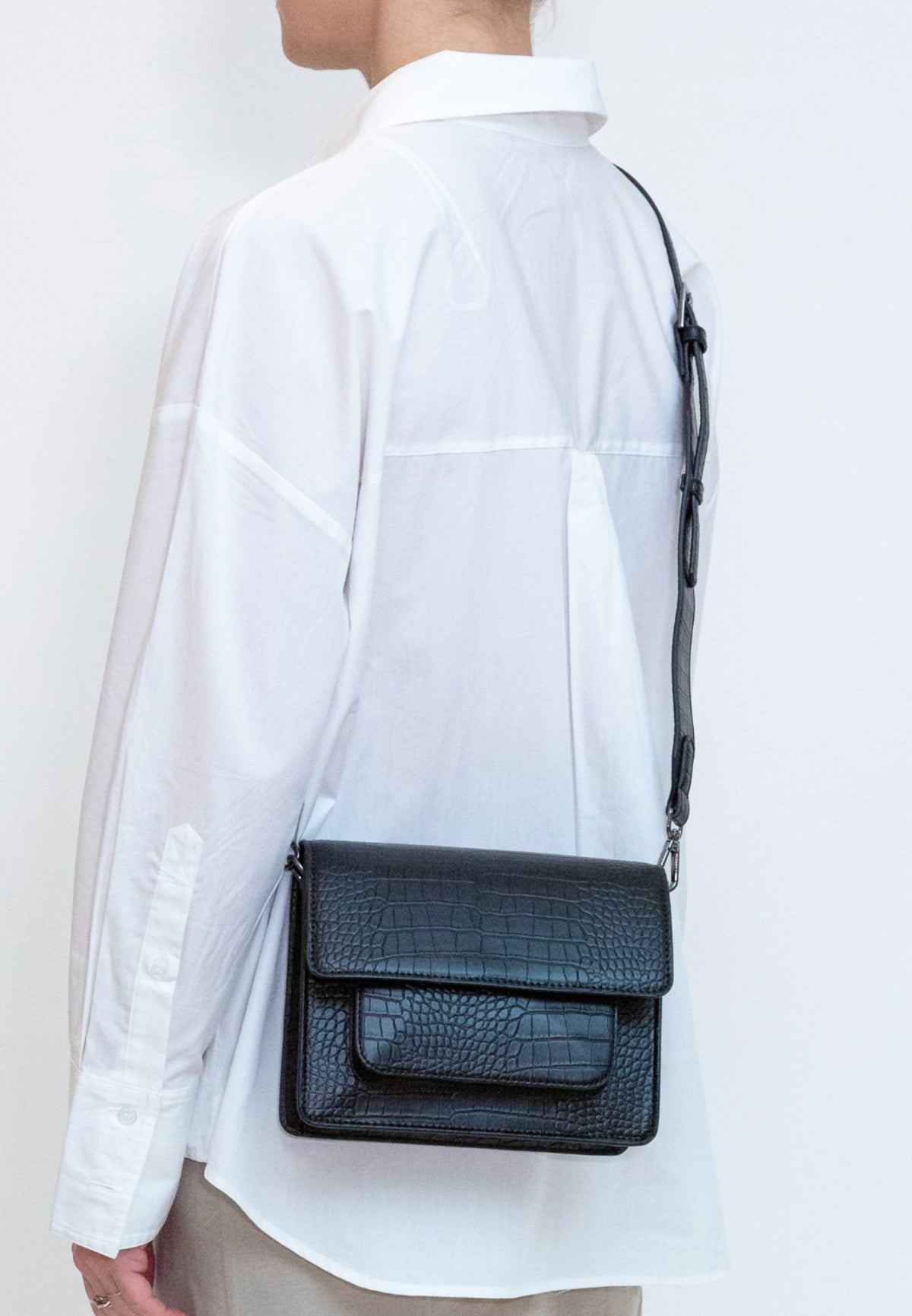 HVISK CAYMAN POCKET TRACE Crossbody 009 Black