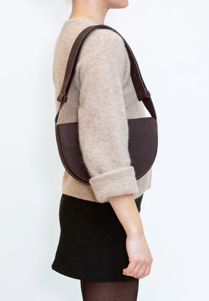 HVISK Cliff Brush Crossbody 507 Umber Brown