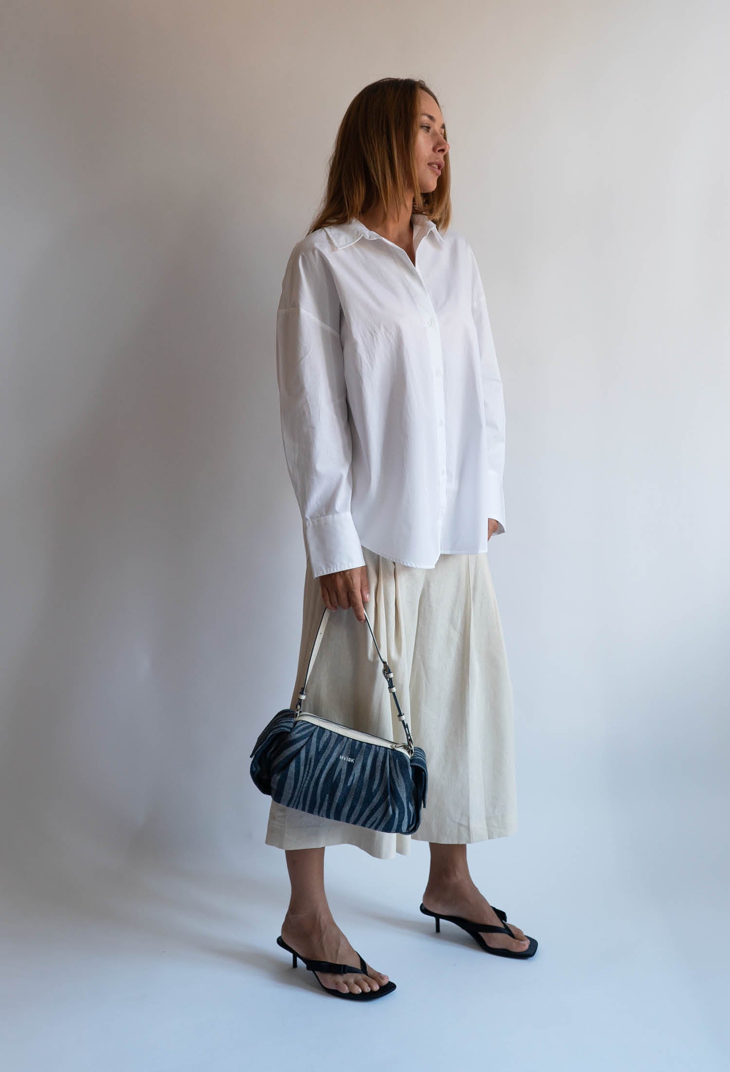 新品 未開封　wake.sapporo WAKE chalk bag NAVY 新品 wake.sapporo WAKE chalk bag NAVY - メルカリ