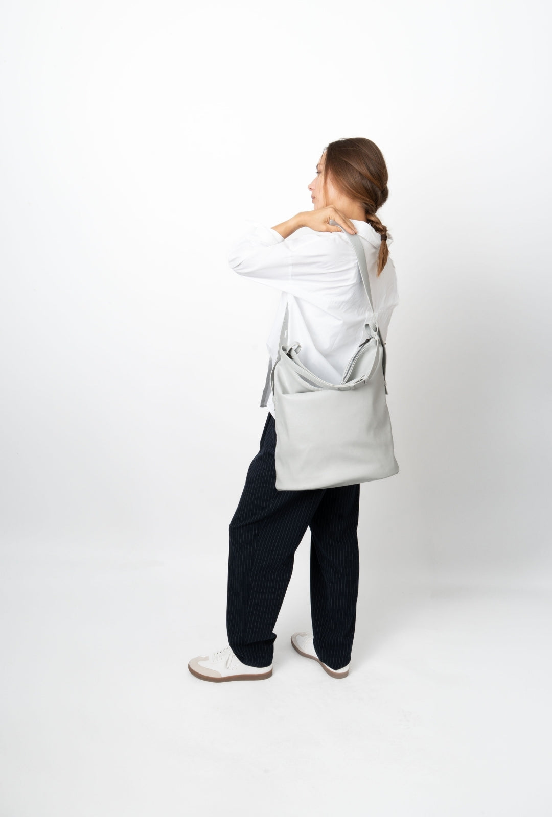 HVISK EMMETT GLOSSY STRUCTURE Tote Bag 477 Grey Aura
