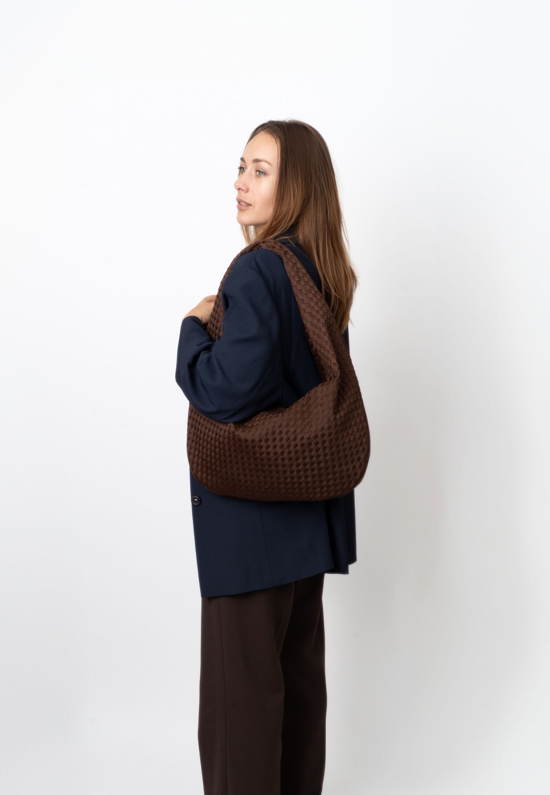 HVISK HAZE BRAIDED NEOPRENE Tote Bag 485 Espresso