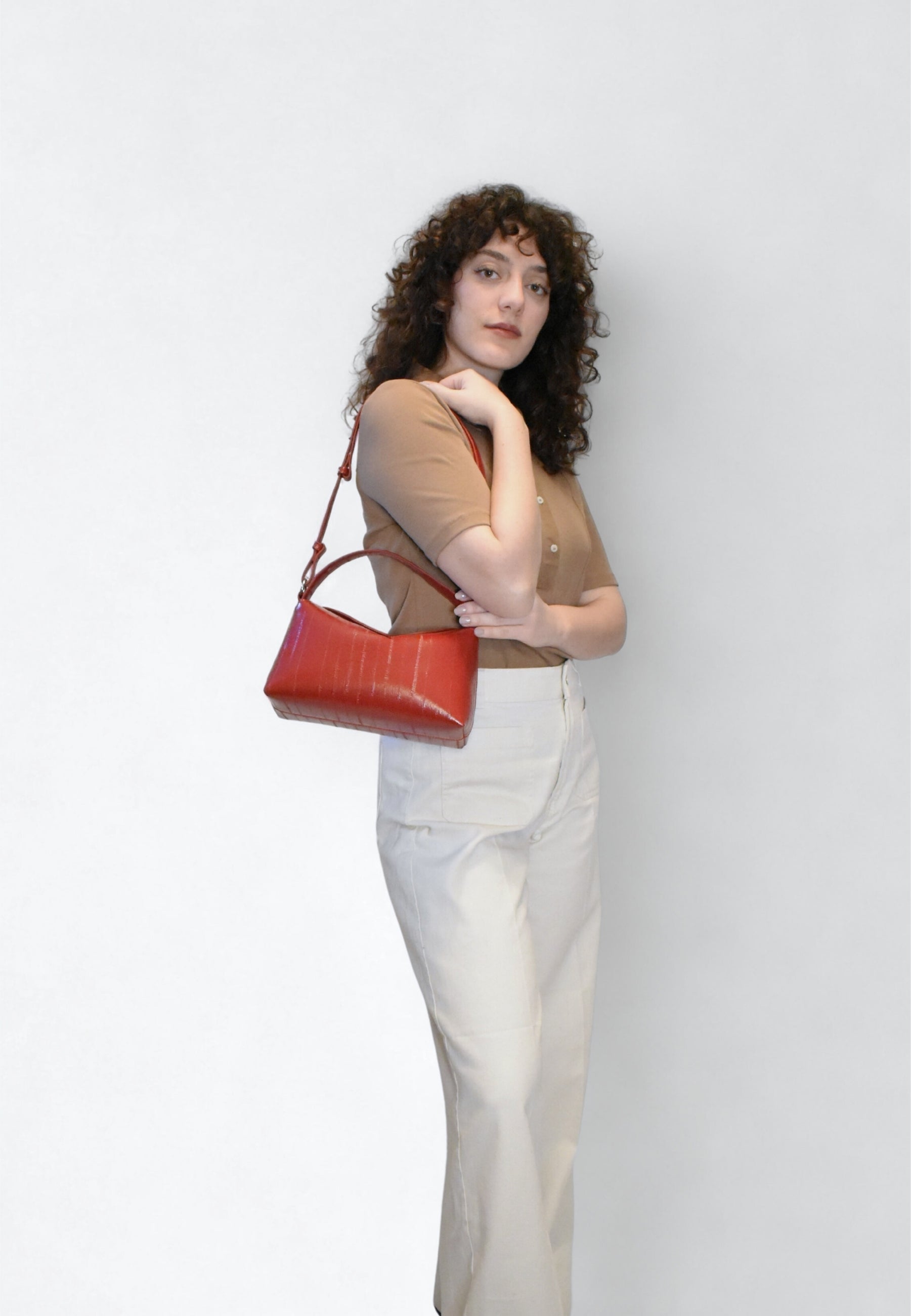 HVISK NOTE STROKE STRUCTURE Crossbody 494 Scarlet Red