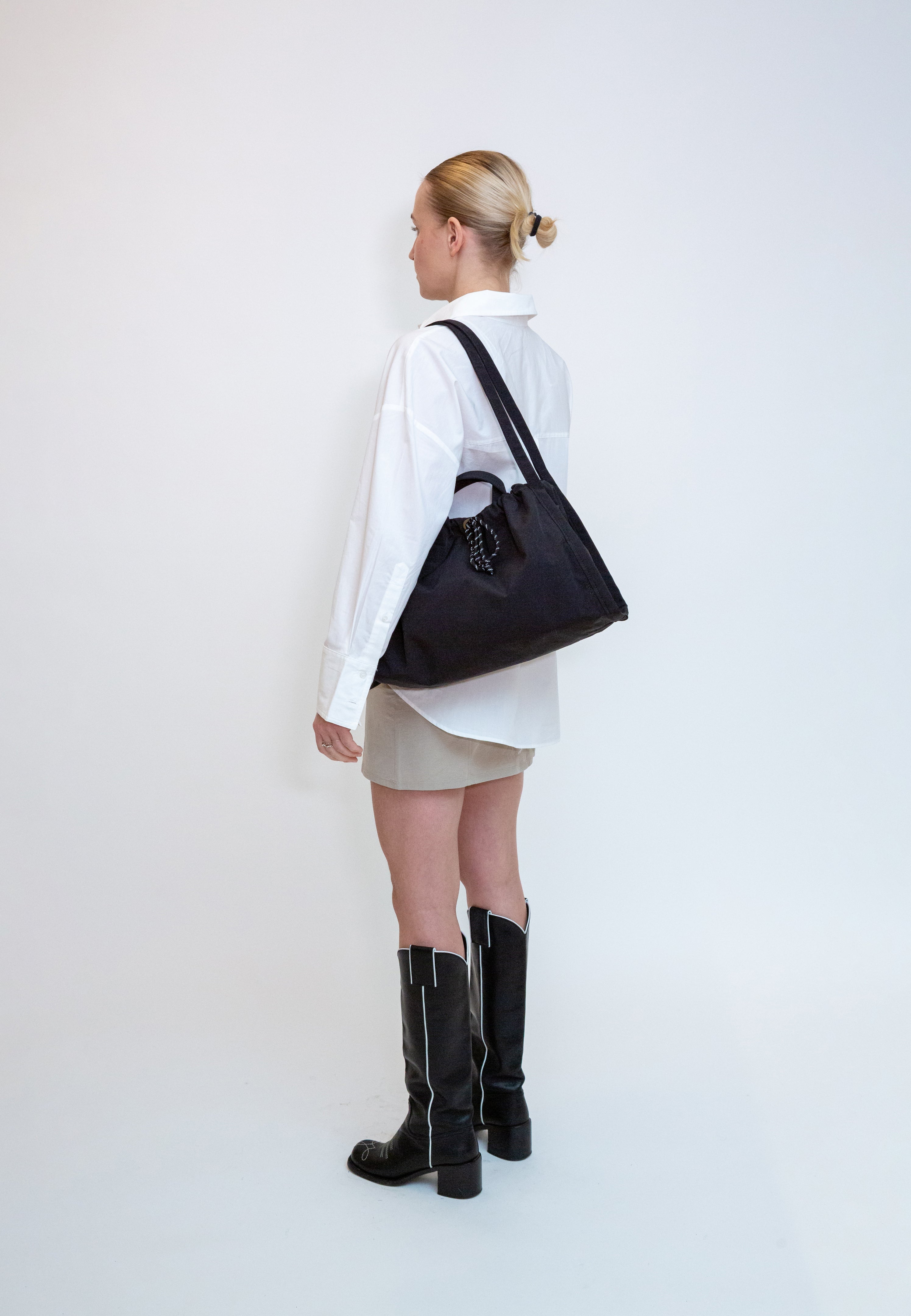 HVISK SAGE MEDIUM TEXTURED TWILL Handle Bag 009 Black
