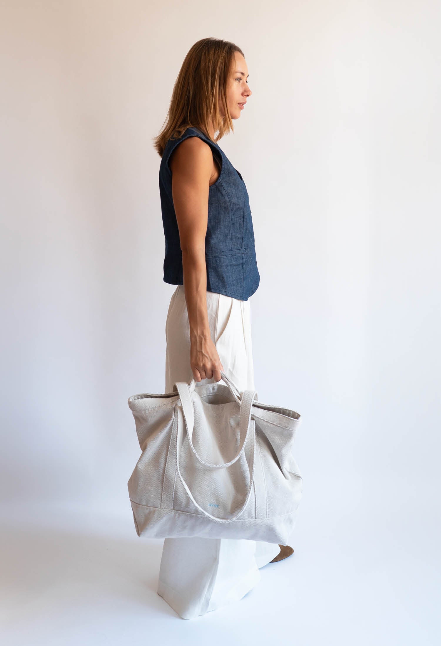 TOTE CANVAS - White Waves