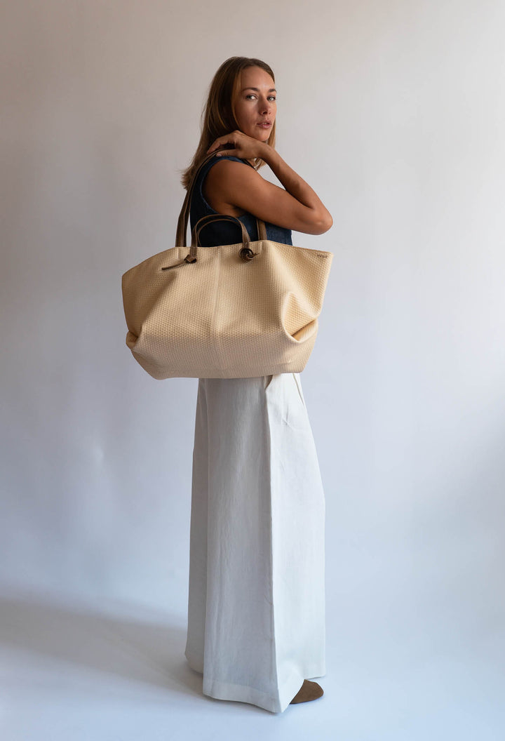 HVISK TOWNY RAFFIA STRUCTURE Tote Bag 471 Raffia Sand