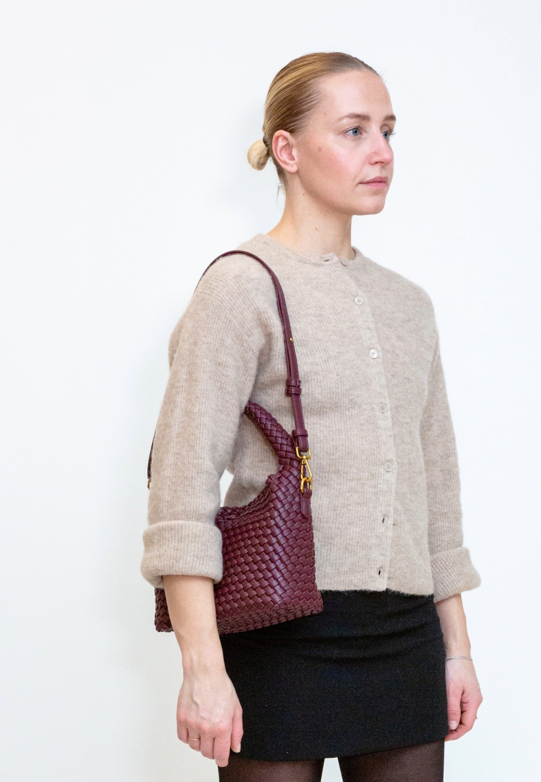 HVISK Twist Soft Braided Handbag 508 Deep Burgundy